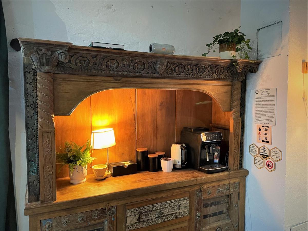 Urban Van Glamping Рига Экстерьер фото