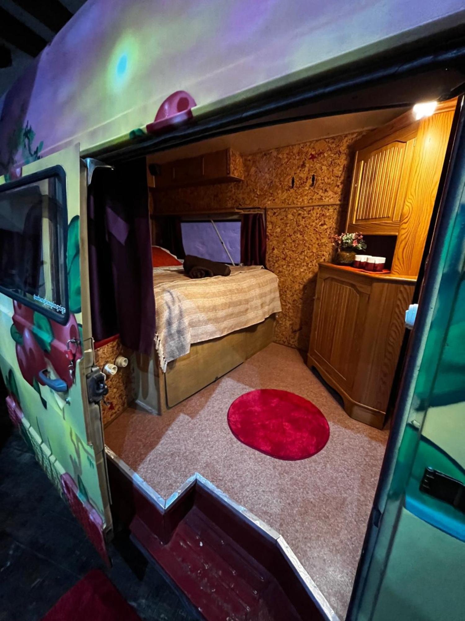 Urban Van Glamping Рига Экстерьер фото