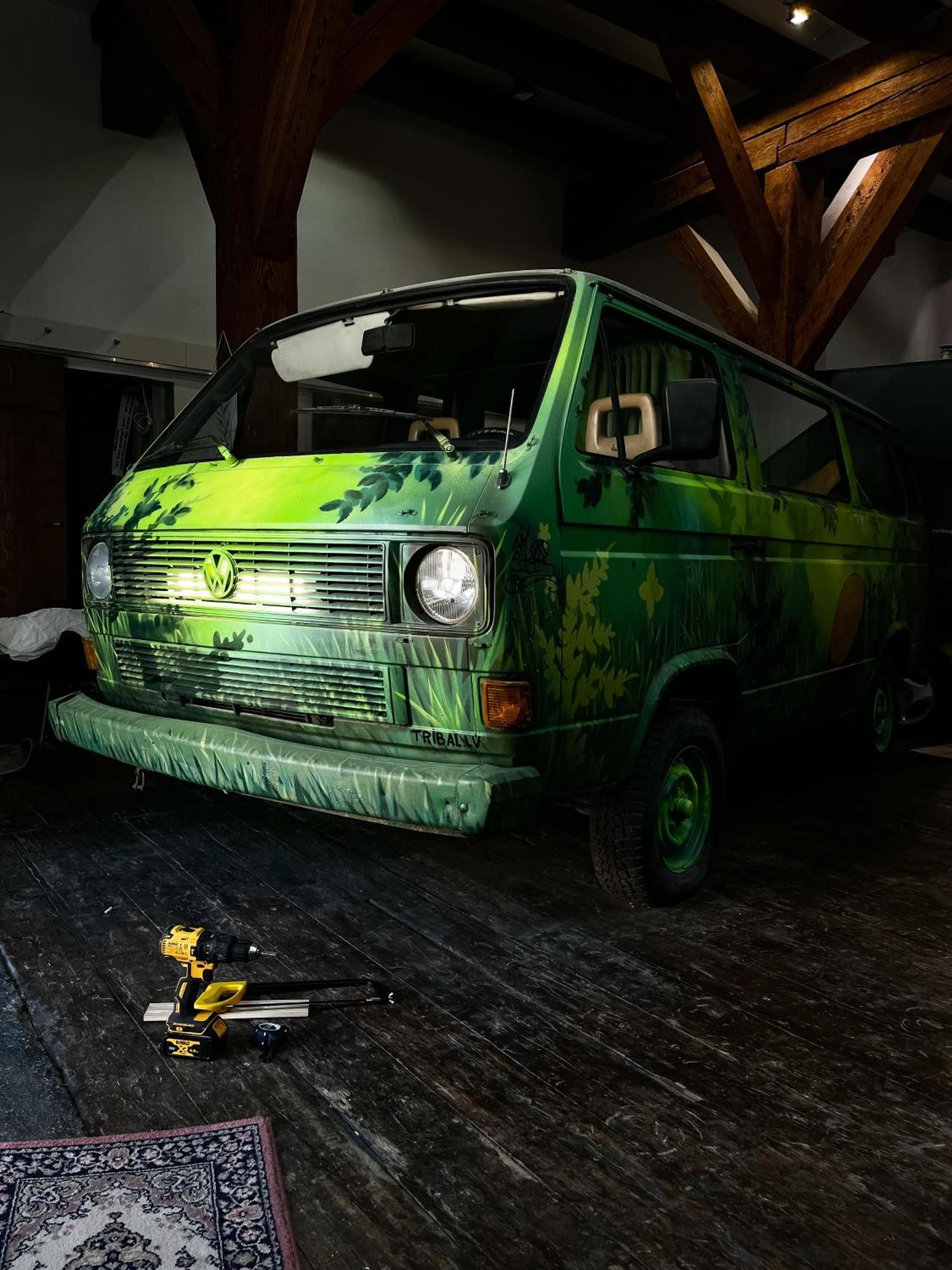 Urban Van Glamping Рига Экстерьер фото