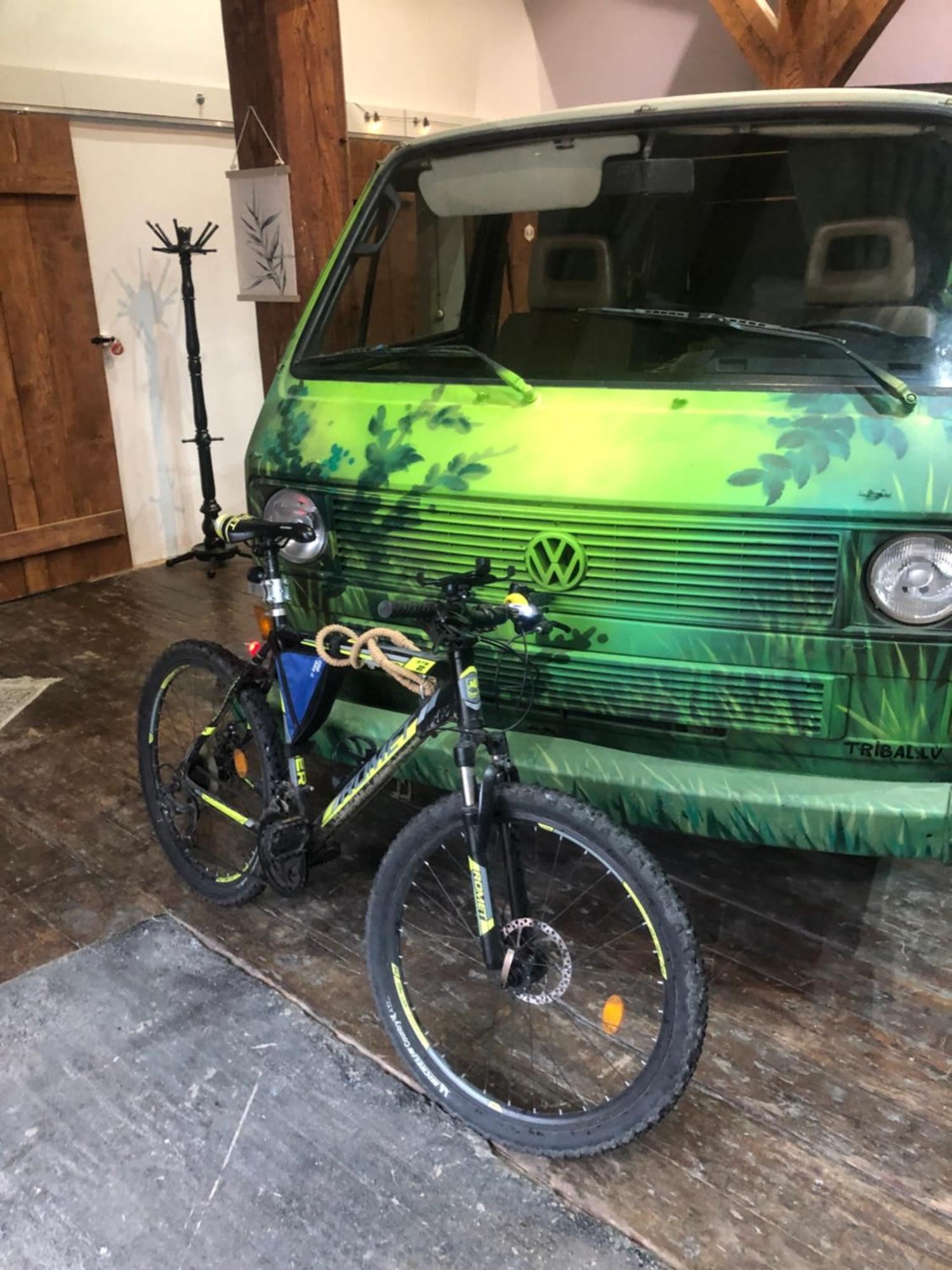 Urban Van Glamping Рига Экстерьер фото