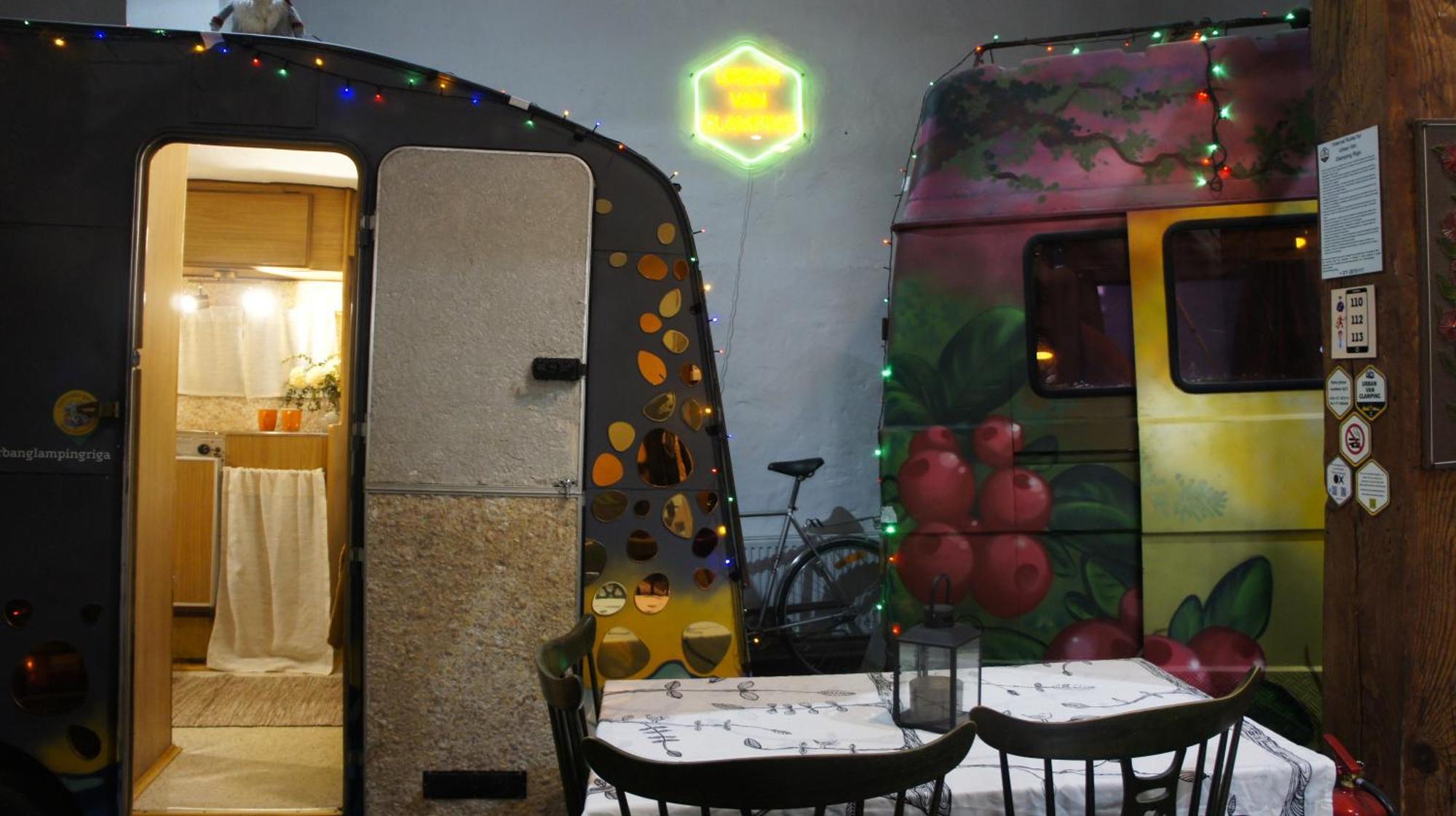 Urban Van Glamping Рига Экстерьер фото